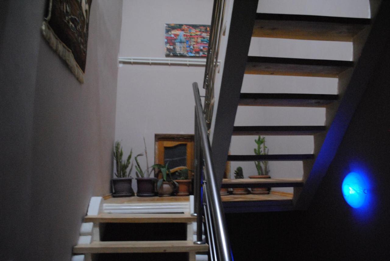 Family Guesthouse - Macharashvili Tbilisi Esterno foto